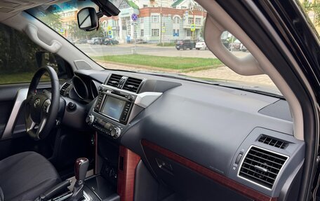 Toyota Land Cruiser Prado 150 рестайлинг 2, 2013 год, 3 890 000 рублей, 29 фотография