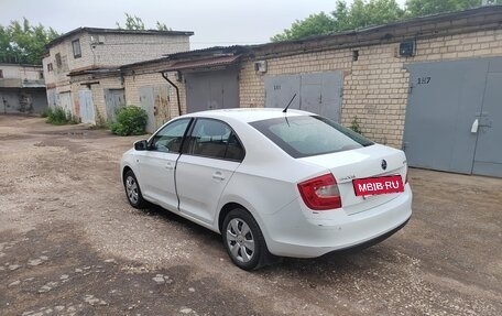 Skoda Rapid I, 2014 год, 875 000 рублей, 2 фотография