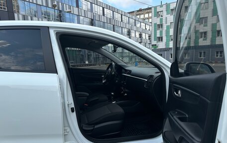 KIA Rio IV, 2019 год, 1 450 000 рублей, 10 фотография