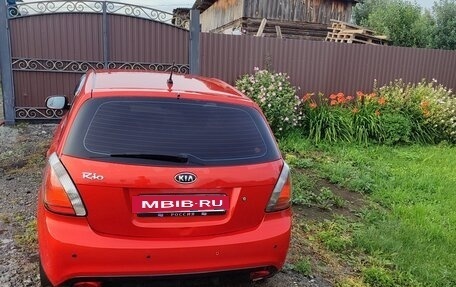 KIA Rio II, 2011 год, 600 000 рублей, 2 фотография