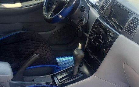 Toyota Corolla, 2002 год, 420 000 рублей, 3 фотография