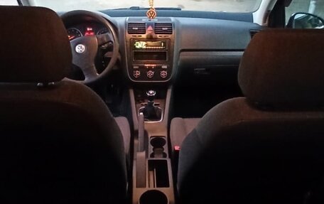 Volkswagen Golf V, 2006 год, 680 000 рублей, 3 фотография