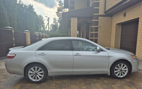 Toyota Camry, 2010 год, 1 250 000 рублей, 8 фотография