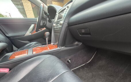 Toyota Camry, 2010 год, 1 250 000 рублей, 18 фотография