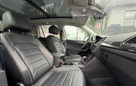 Volkswagen Tiguan II, 2022 год, 3 090 000 рублей, 13 фотография