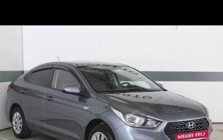 Hyundai Solaris II рестайлинг, 2019 год, 1 200 000 рублей, 3 фотография