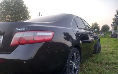 Toyota Camry, 2010 год, 1 150 000 рублей, 5 фотография