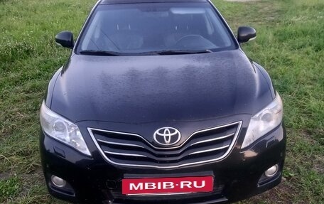 Toyota Camry, 2010 год, 1 150 000 рублей, 2 фотография