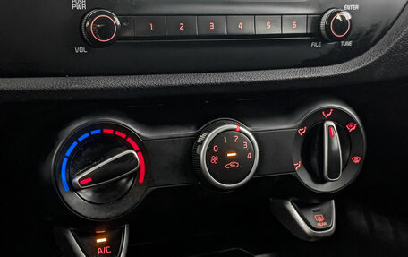 KIA Rio IV, 2020 год, 925 000 рублей, 21 фотография