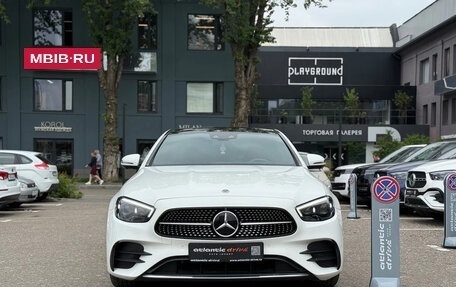 Mercedes-Benz E-Класс, 2022 год, 4 290 000 рублей, 2 фотография