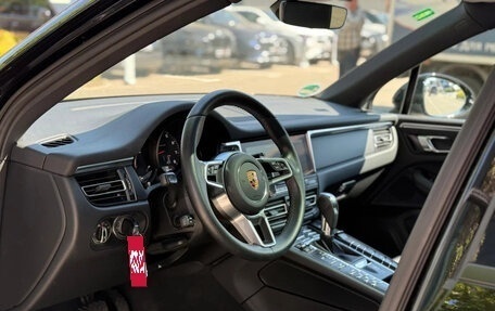 Porsche Macan I рестайлинг, 2021 год, 6 190 000 рублей, 6 фотография