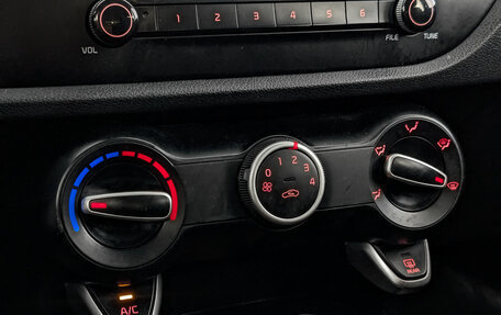 KIA Rio IV, 2020 год, 1 055 000 рублей, 20 фотография