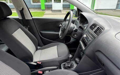 Volkswagen Polo VI (EU Market), 2013 год, 1 050 000 рублей, 10 фотография