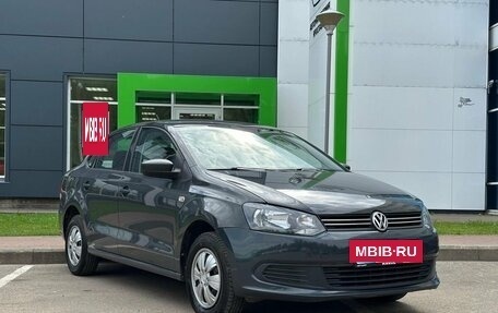 Volkswagen Polo VI (EU Market), 2013 год, 1 050 000 рублей, 3 фотография
