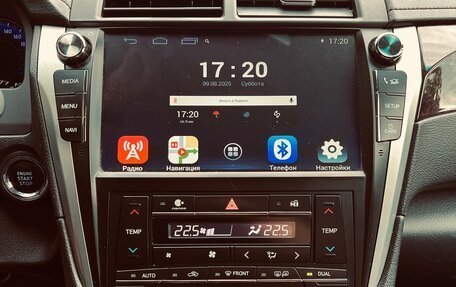 Toyota Camry, 2018 год, 2 360 000 рублей, 14 фотография