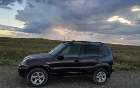 Chevrolet Niva I рестайлинг, 2019 год, 780 000 рублей, 3 фотография
