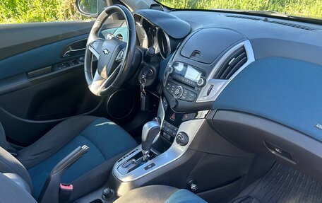Chevrolet Cruze II, 2013 год, 860 000 рублей, 10 фотография