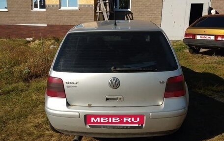 Volkswagen Golf IV, 2000 год, 240 000 рублей, 2 фотография