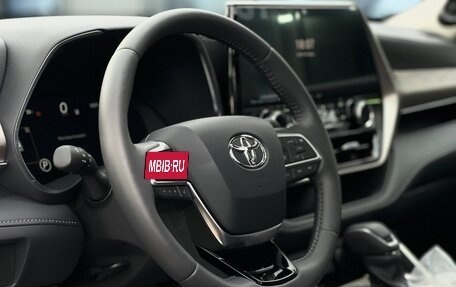 Toyota Highlander, 2025 год, 4 990 000 рублей, 16 фотография