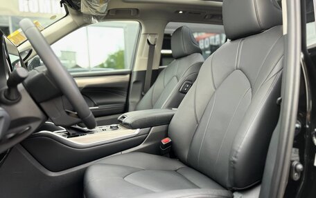 Toyota Highlander, 2025 год, 4 990 000 рублей, 25 фотография