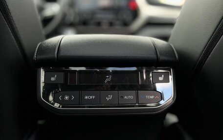 Toyota Highlander, 2025 год, 4 990 000 рублей, 29 фотография