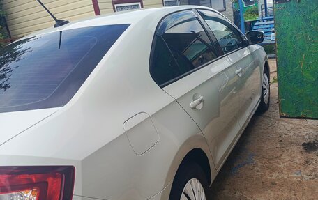 Skoda Rapid I, 2018 год, 1 100 000 рублей, 4 фотография