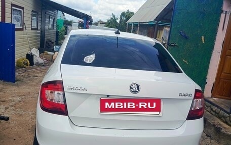 Skoda Rapid I, 2018 год, 1 100 000 рублей, 2 фотография