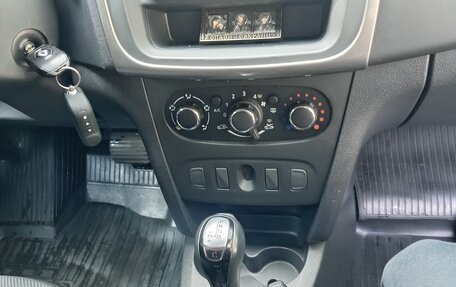 Renault Logan II, 2020 год, 1 220 000 рублей, 4 фотография