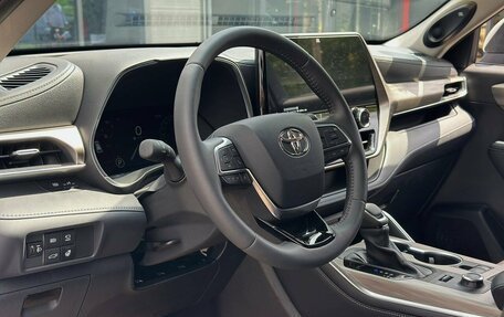 Toyota Highlander, 2025 год, 5 150 000 рублей, 25 фотография