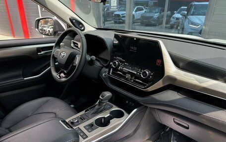 Toyota Highlander, 2025 год, 5 150 000 рублей, 38 фотография