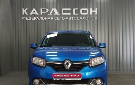 Renault Logan II, 2015 год, 600 000 рублей, 3 фотография
