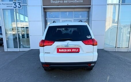 Mitsubishi Pajero Sport II рестайлинг, 2013 год, 1 790 000 рублей, 6 фотография