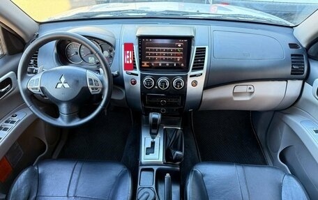Mitsubishi Pajero Sport II рестайлинг, 2013 год, 1 790 000 рублей, 10 фотография