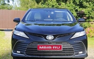 Toyota Camry, 2021 год, 3 800 000 рублей, 1 фотография
