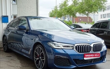 BMW 5 серия, 2022 год, 5 500 000 рублей, 1 фотография
