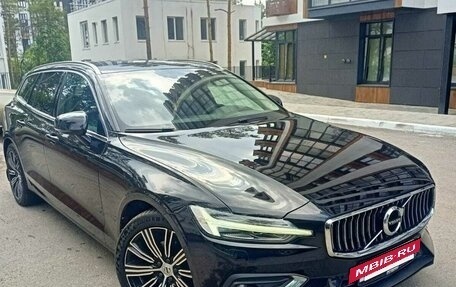 Volvo V60 II, 2020 год, 2 800 000 рублей, 7 фотография