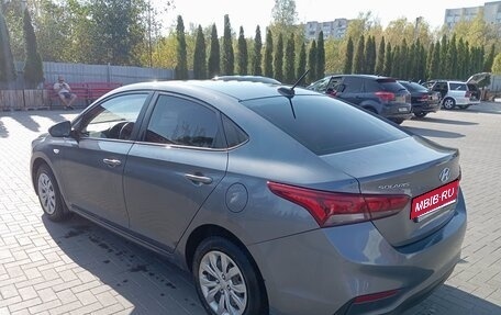 Hyundai Solaris II рестайлинг, 2019 год, 1 115 000 рублей, 3 фотография