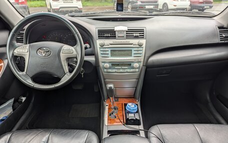 Toyota Camry, 2008 год, 850 000 рублей, 5 фотография