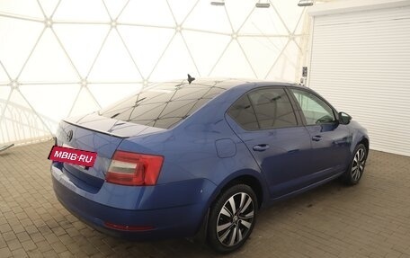 Skoda Octavia, 2018 год, 1 980 000 рублей, 3 фотография