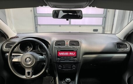 Volkswagen Golf VI, 2011 год, 800 000 рублей, 12 фотография
