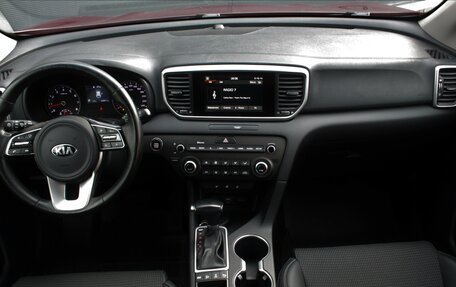 KIA Sportage IV рестайлинг, 2019 год, 2 200 000 рублей, 6 фотография