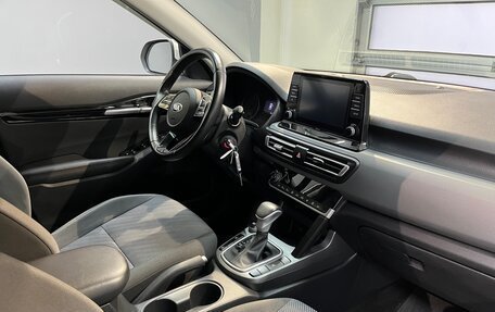 KIA Seltos I, 2021 год, 2 350 000 рублей, 18 фотография