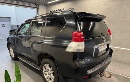 Toyota Land Cruiser Prado 150 рестайлинг 2, 2011 год, 1 949 000 рублей, 6 фотография