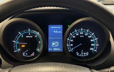 Toyota Land Cruiser Prado 150 рестайлинг 2, 2011 год, 1 949 000 рублей, 13 фотография