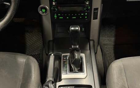 Toyota Land Cruiser Prado 150 рестайлинг 2, 2011 год, 1 949 000 рублей, 12 фотография