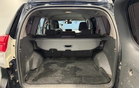 Toyota Land Cruiser Prado 150 рестайлинг 2, 2011 год, 1 949 000 рублей, 15 фотография