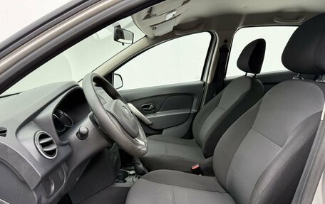 Renault Logan II, 2016 год, 751 000 рублей, 10 фотография