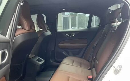 Volvo S60 III, 2022 год, 2 820 000 рублей, 14 фотография