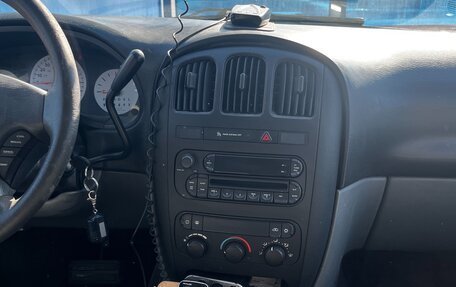 Dodge Caravan IV, 2005 год, 500 000 рублей, 3 фотография