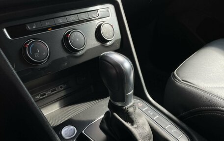 Volkswagen Tiguan II, 2018 год, 2 900 000 рублей, 9 фотография